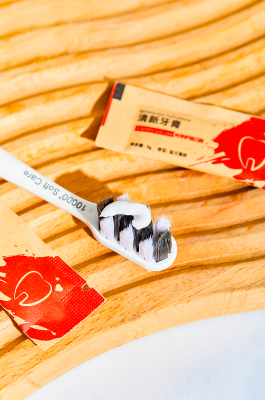 皚齒條裝清新牙膏